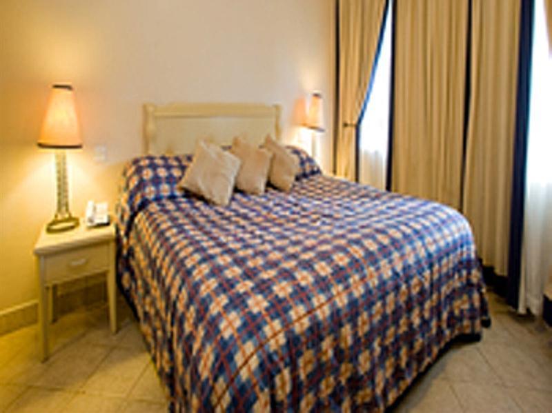 Protea Hotel By Marriott Dar Es Salaam Oyster Bay Exterior photo