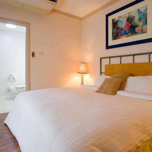 Protea Hotel By Marriott Dar Es Salaam Oyster Bay Exterior photo
